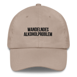 Baseballkappe "Wandelndes Alkoholproblem"